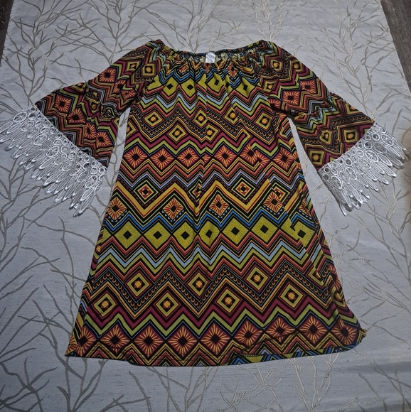 WinWin Dresses & Skirts - 3/$15 Win win half sleeve mini dress